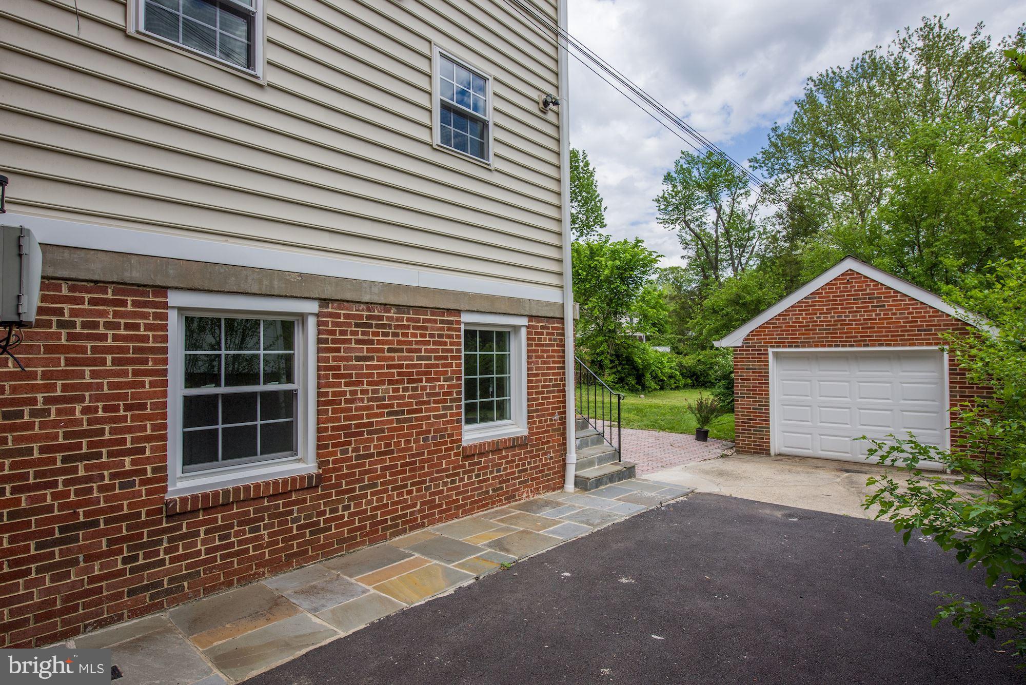 9415 Colesville Road Silver Spring, MD 20901 - Photo 34 of 34 1-car detached garage