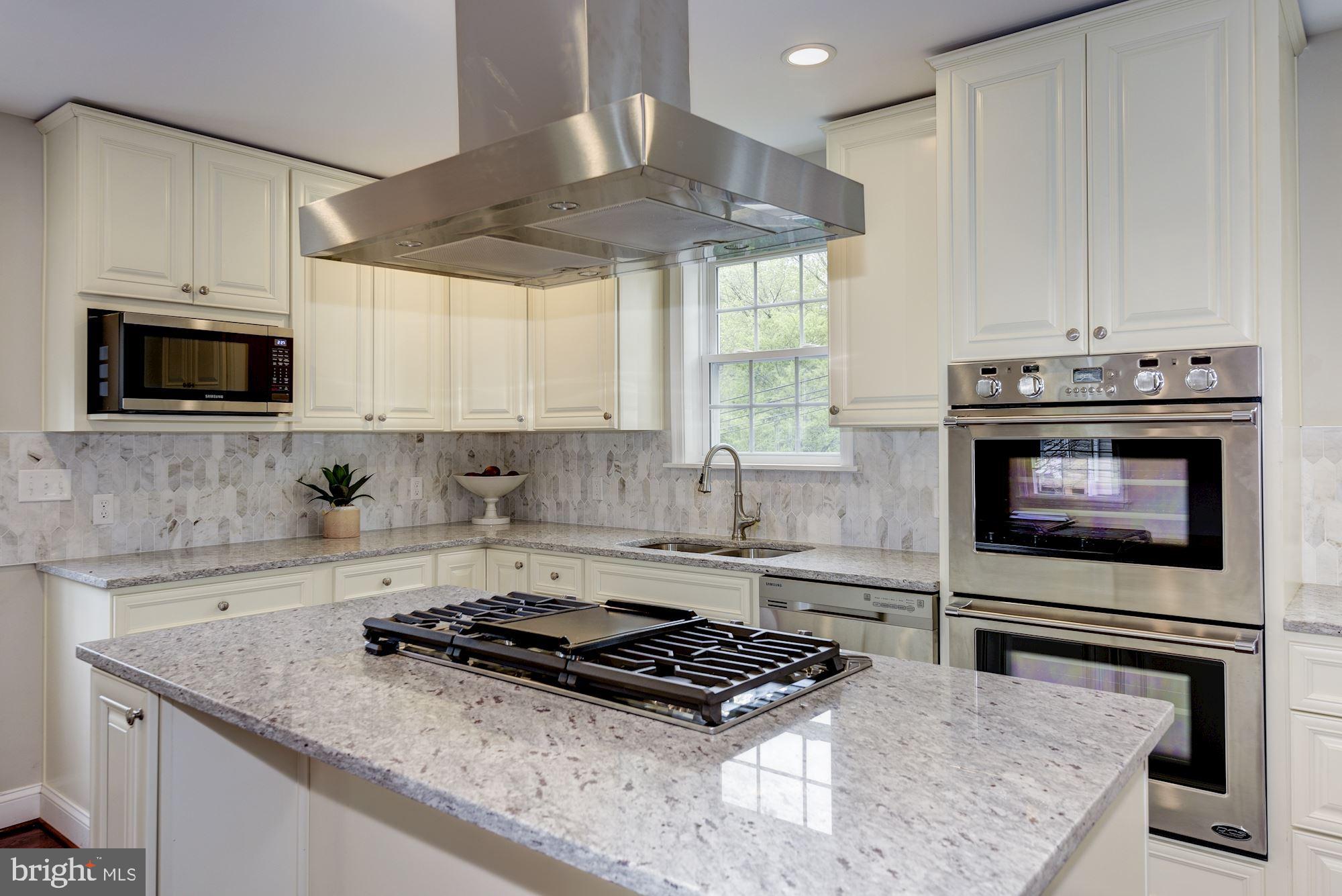 9415 Colesville Road Silver Spring, MD 20901 - Photo 10 of 34 Kithcne