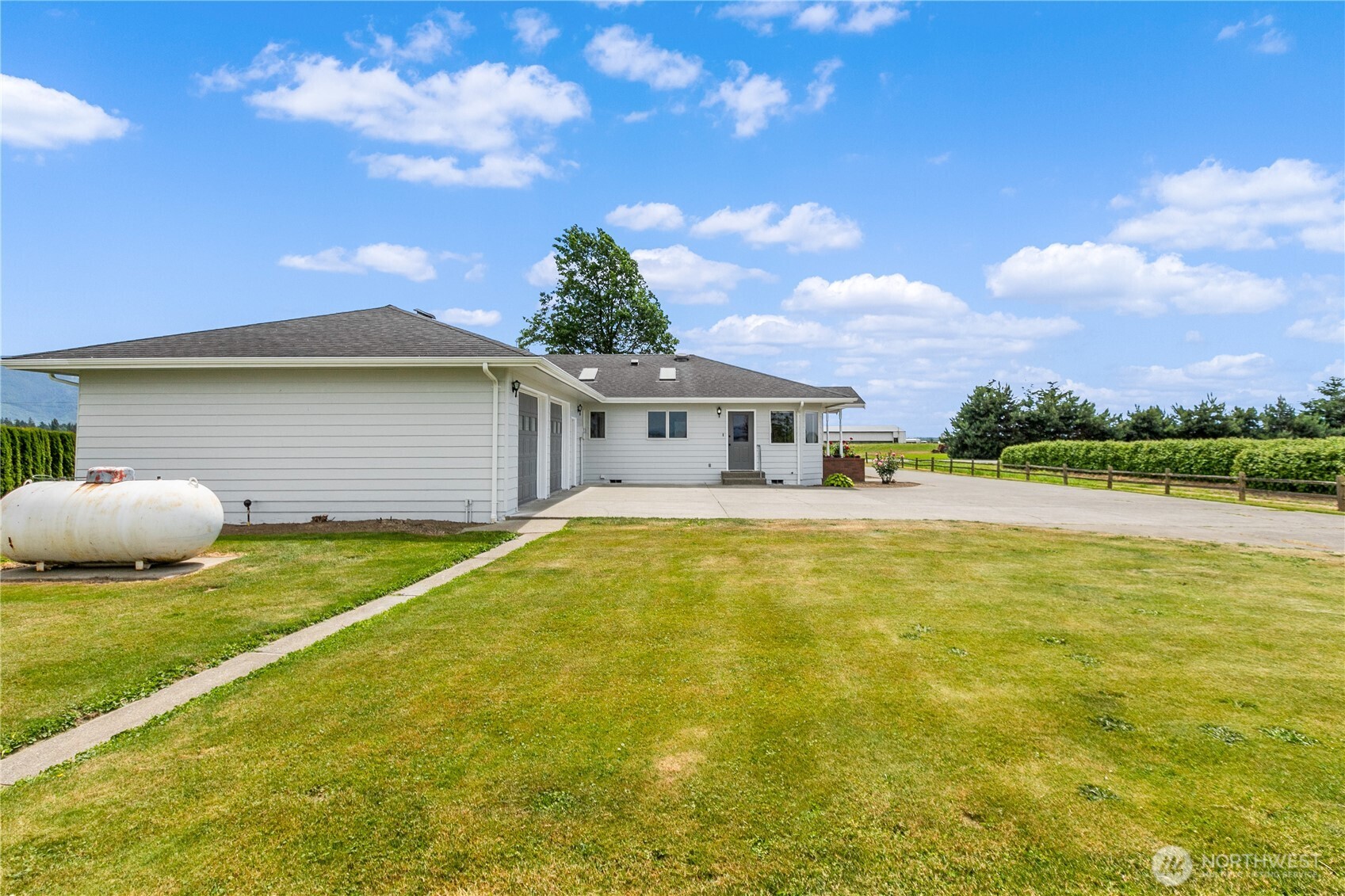 3084 Lindsay Road Everson, WA 98247 - Photo 23 of 36