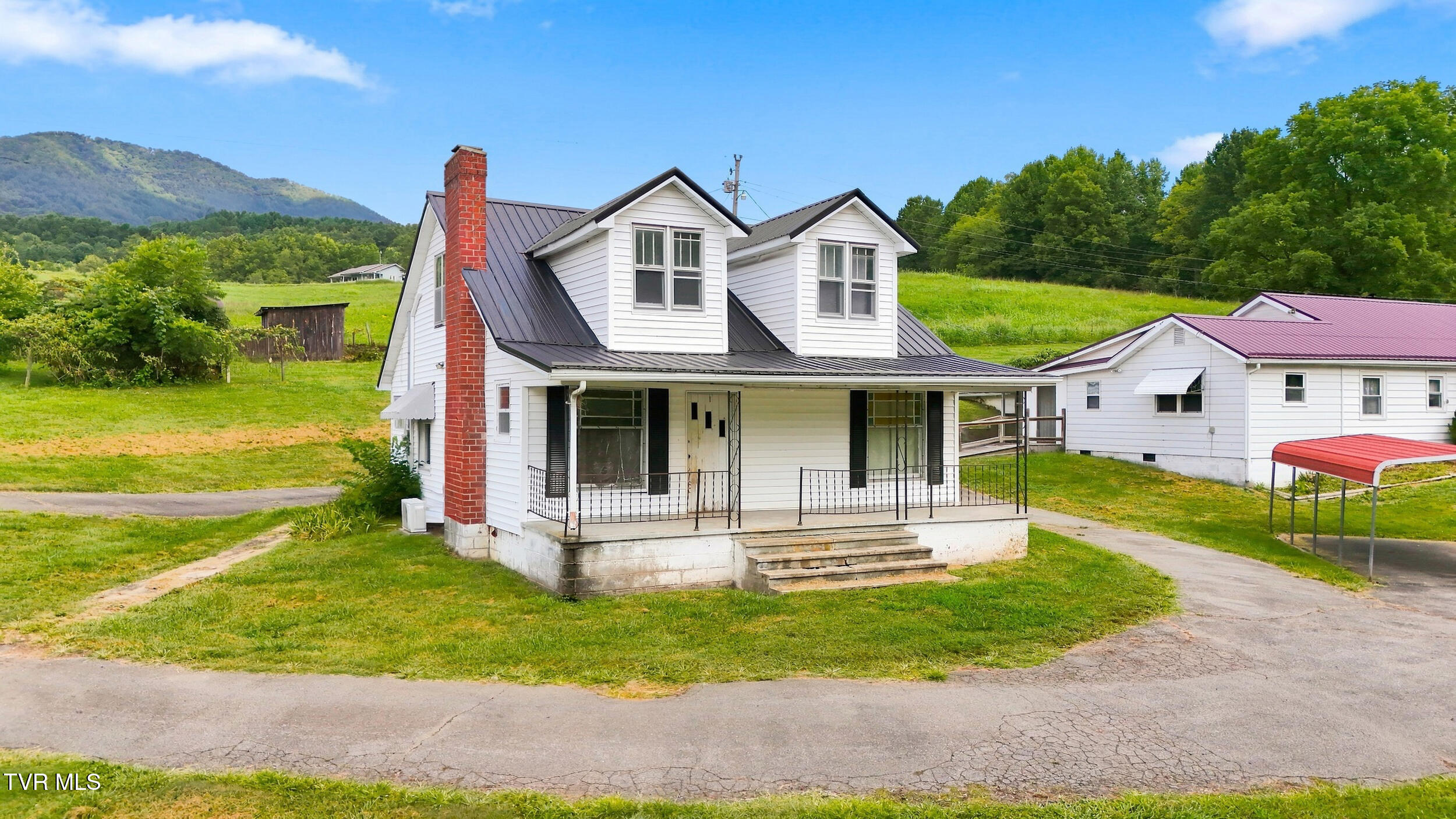 0 Roan Creek Road Butler, TN 37640 - Photo 23 of 51 Old Butler exterior 2