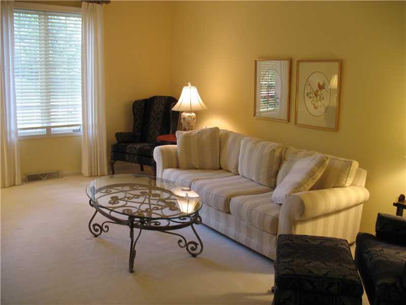 4604 Lincoln Road Indianapolis, IN 46228 - Photo 4 of 16 Gallery Image 4
