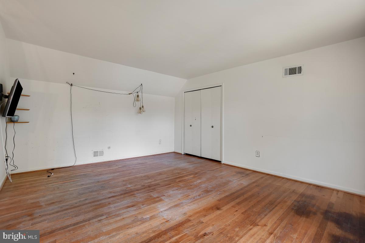 14320 Cantrell Road Silver Spring, MD 20905 - Photo 21 of 45