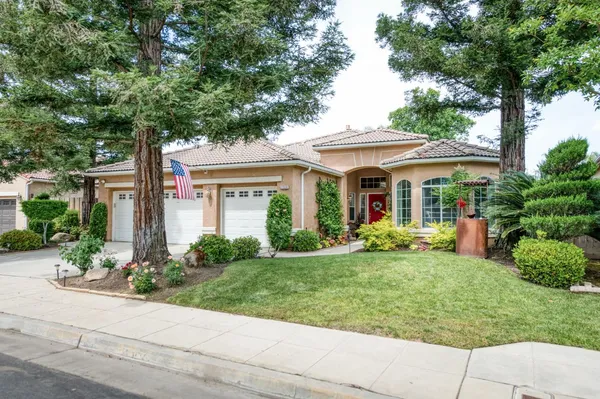 $595,000 | 2329 Prescott Avenue, Clovis, CA 93619