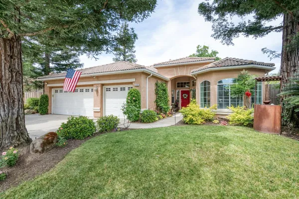 $595,000 | 2329 Prescott Avenue, Clovis, CA 93619