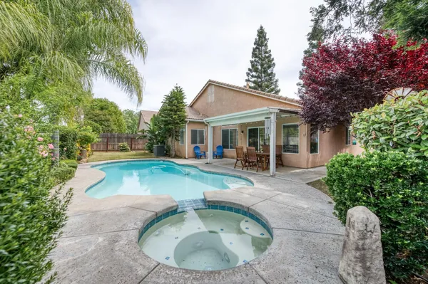 $595,000 | 2329 Prescott Avenue, Clovis, CA 93619