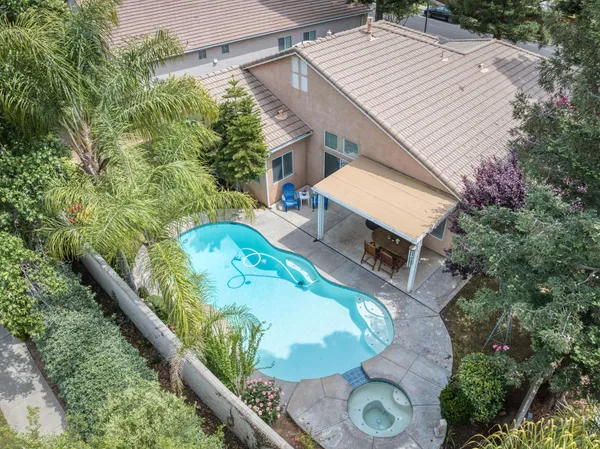 $595,000 | 2329 Prescott Avenue, Clovis, CA 93619