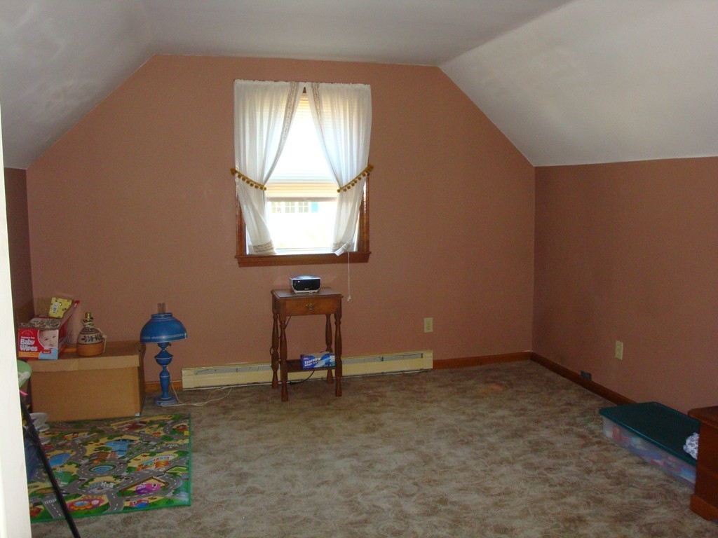649 Lebanon Hill Road Southbridge, MA 01550 - Photo 11 of 19 Gallery Image 11