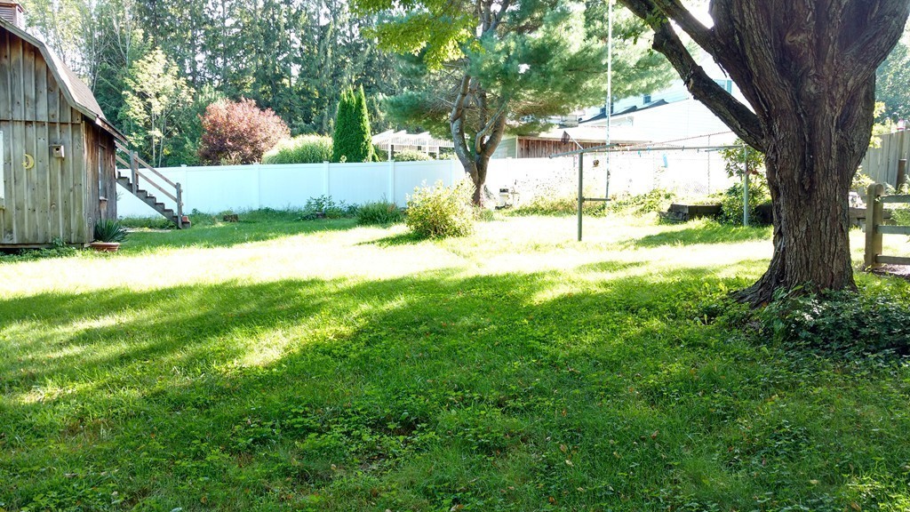 649 Lebanon Hill Road Southbridge, MA 01550 - Photo 14 of 19 Gallery Image 14