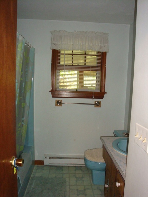 649 Lebanon Hill Road Southbridge, MA 01550 - Photo 8 of 19 Gallery Image 8