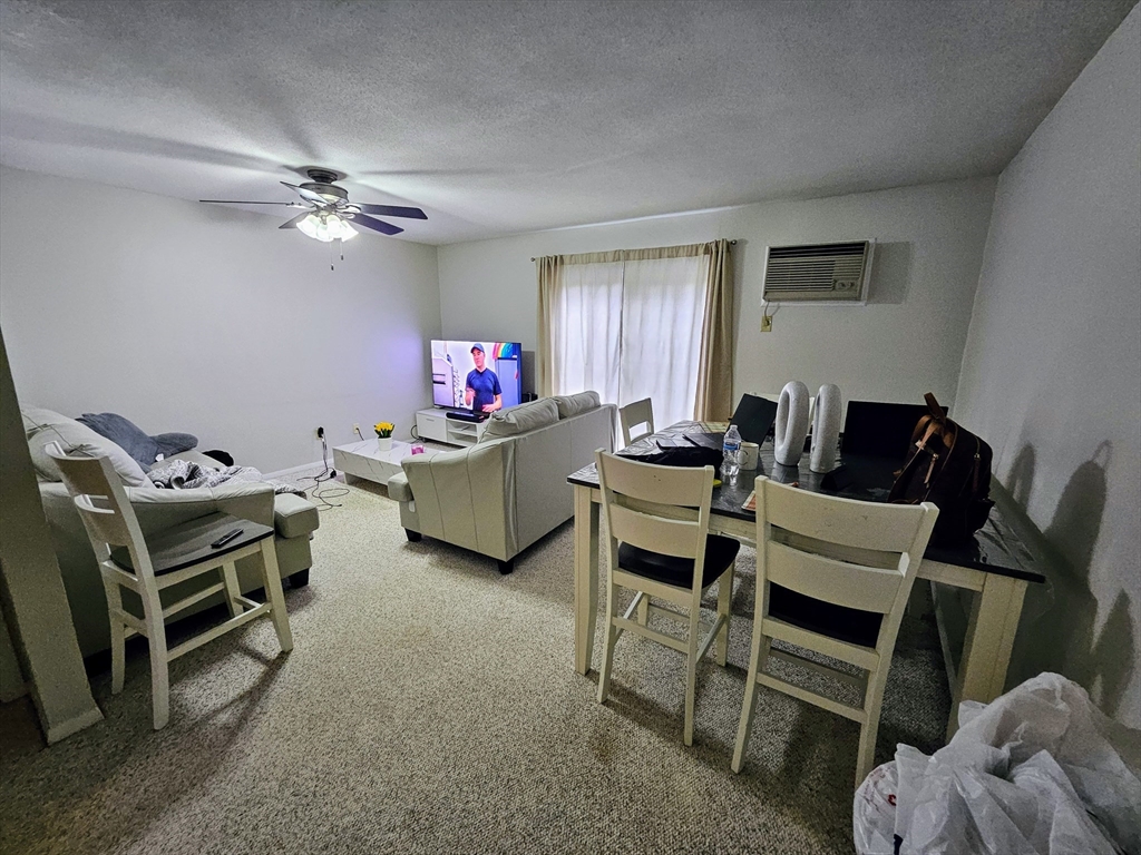 170 East Hadley Road, Unit 71 Amherst, MA 01002 - Photo 3 of 17 Gallery Image 3