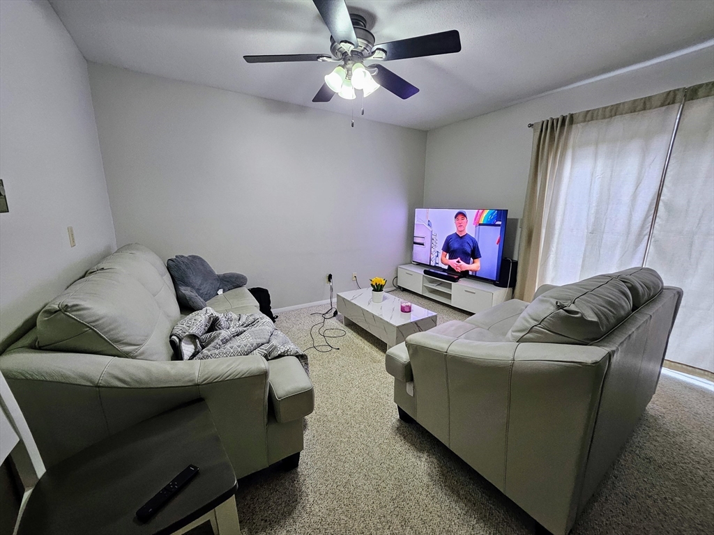 170 East Hadley Road, Unit 71 Amherst, MA 01002 - Photo 4 of 17 Gallery Image 4