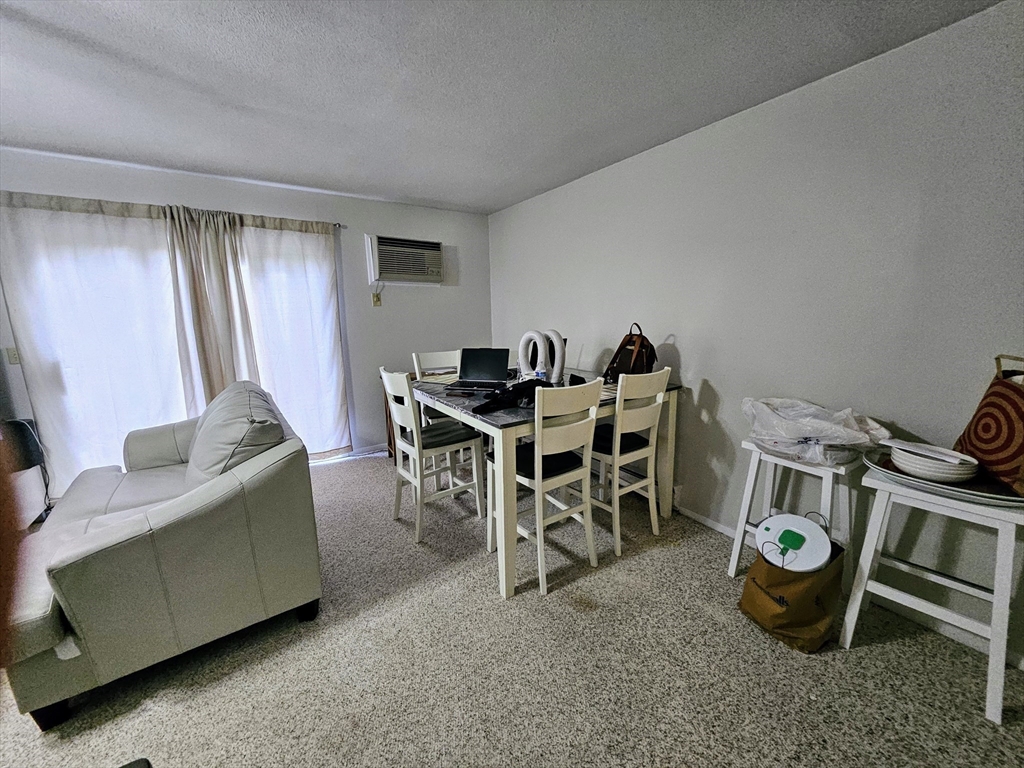 170 East Hadley Road, Unit 71 Amherst, MA 01002 - Photo 6 of 17 Gallery Image 6