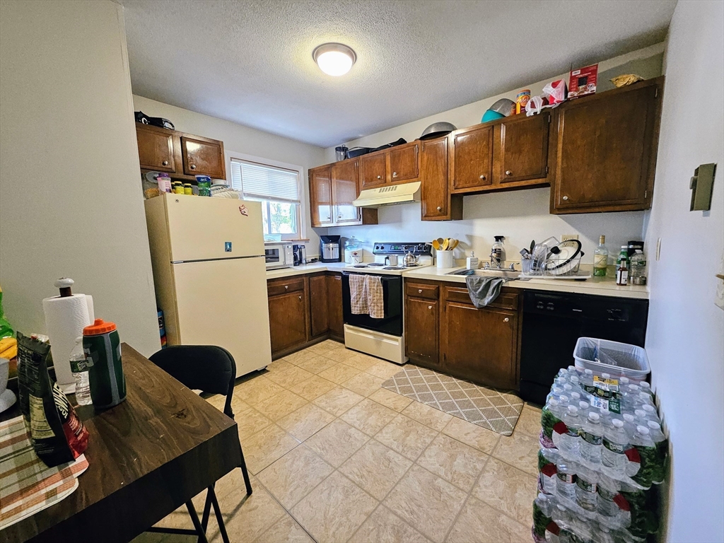 170 East Hadley Road, Unit 71 Amherst, MA 01002 - Photo 7 of 17 Gallery Image 7