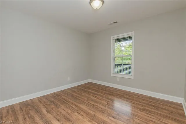 $265,900 | 133 Lake Drive 9, Lexington, NC 27292