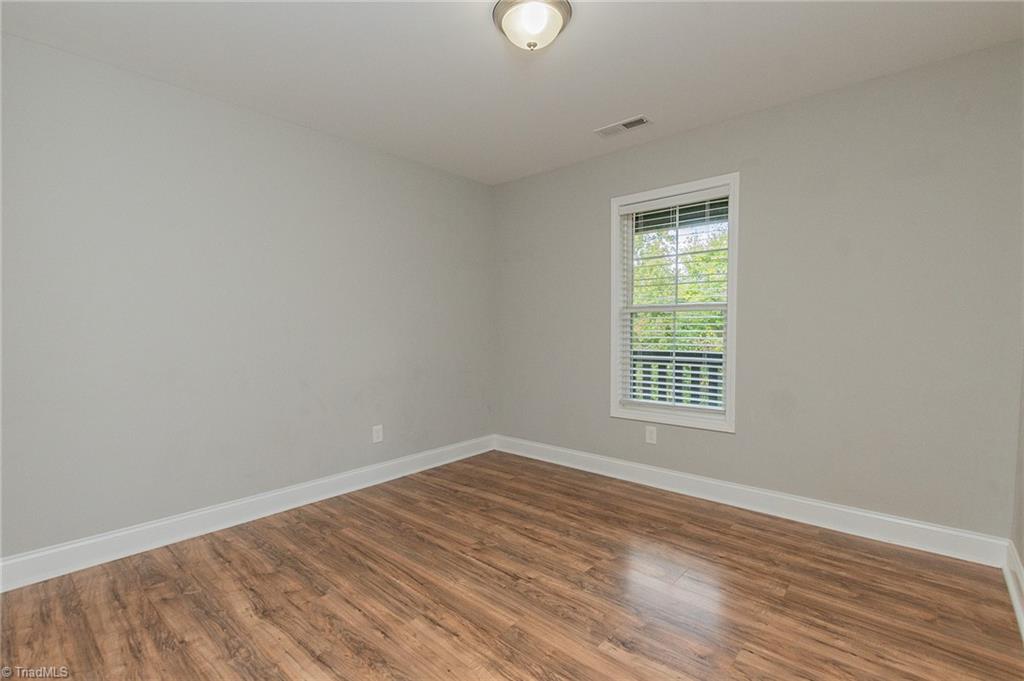 133 Lake Drive 9 Lexington, NC 27292 - Photo 20 of 34