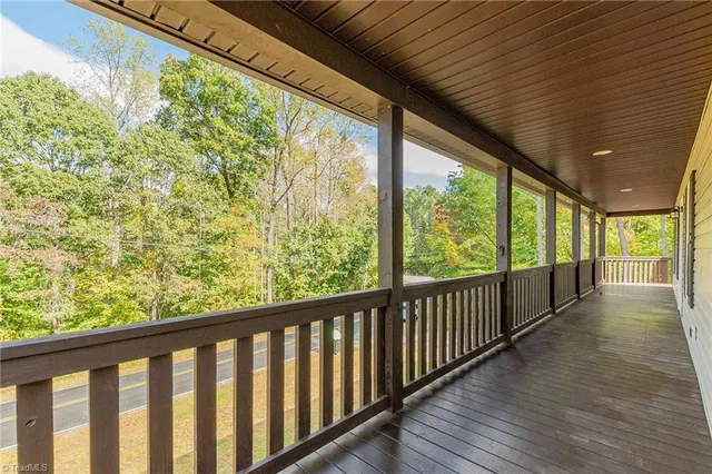 $265,900 | 133 Lake Drive 9, Lexington, NC 27292