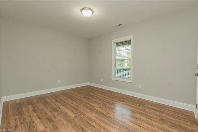 $265,900 | 133 Lake Drive 9, Lexington, NC 27292