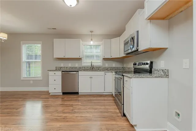 $265,900 | 133 Lake Drive 9, Lexington, NC 27292