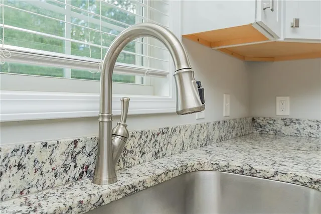 $265,900 | 133 Lake Drive 9, Lexington, NC 27292