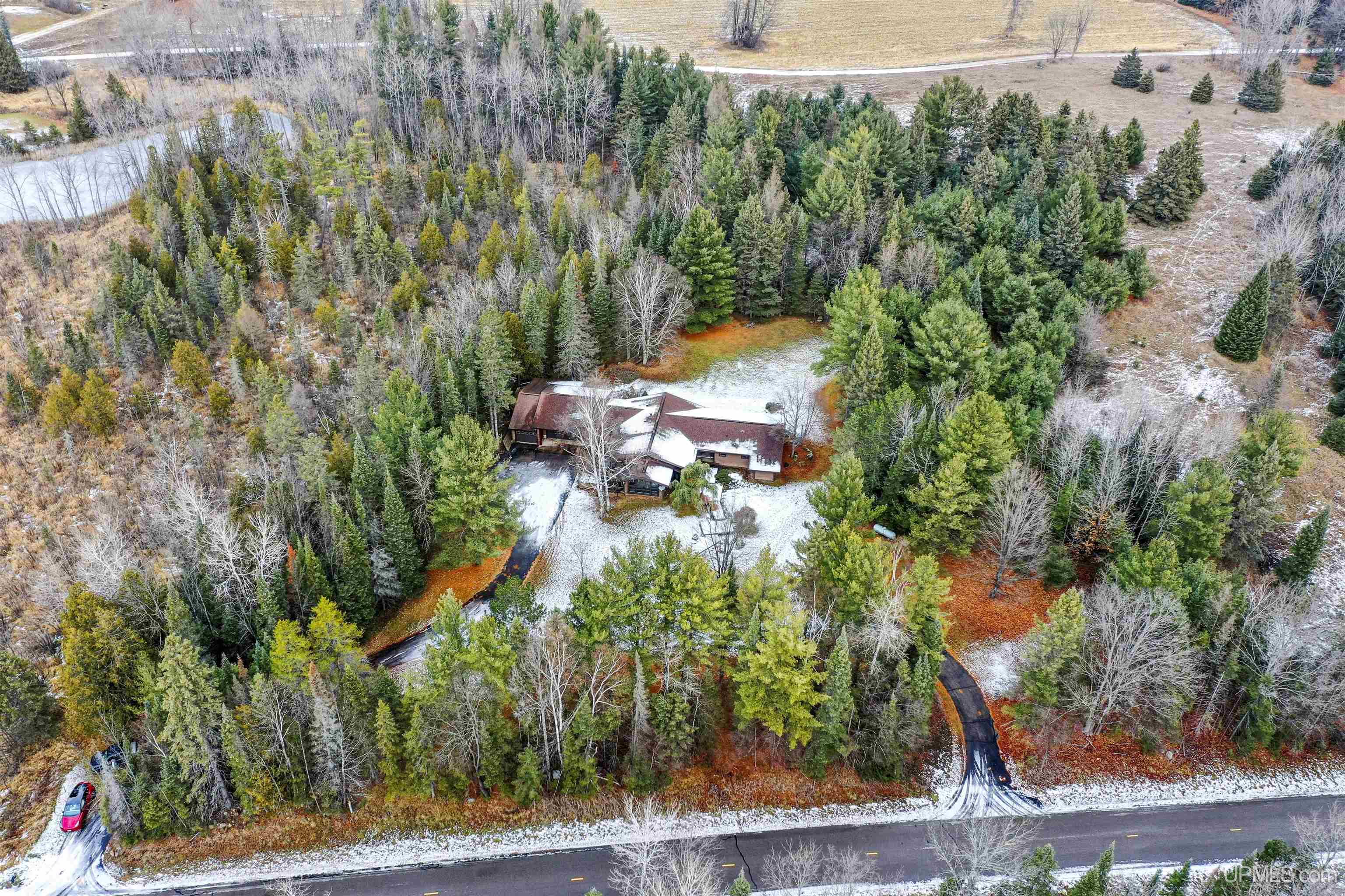 W1974 Beaver Pete Road Vulcan, MI 49892 - Photo 2 of 43 Gallery Image 2