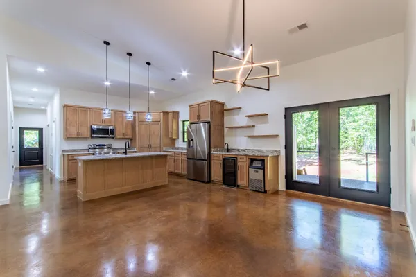 $399,000 | 400 Yellow Creek Lane, Counce, TN 38326