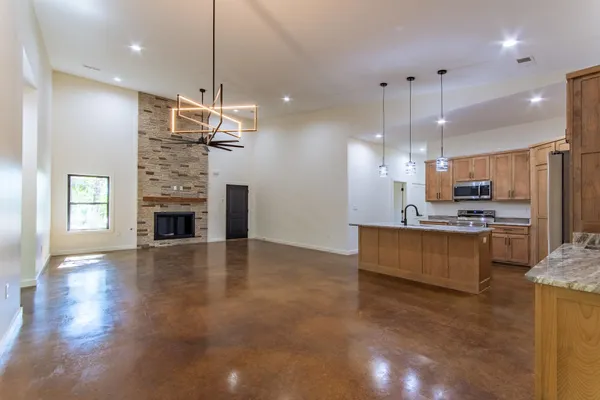 $399,000 | 400 Yellow Creek Lane, Counce, TN 38326