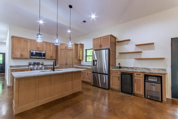 $399,000 | 400 Yellow Creek Lane, Counce, TN 38326