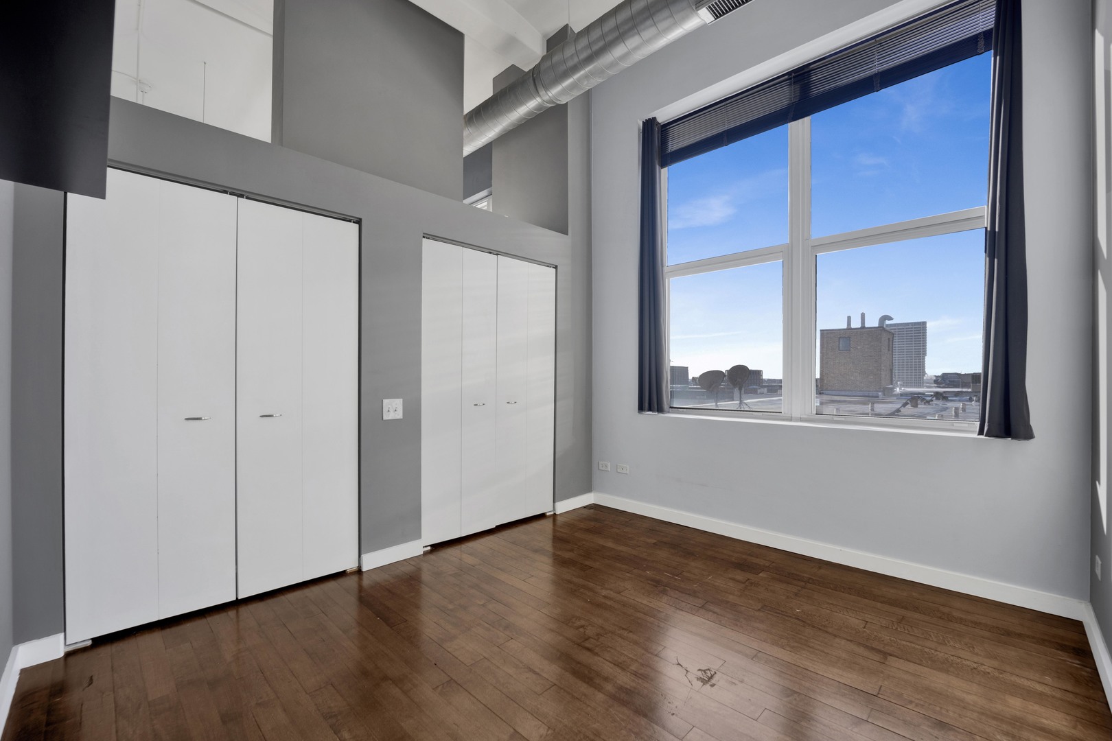 500 South Clinton Street, Unit 817 Chicago, IL 60607 - Photo 9 of 32