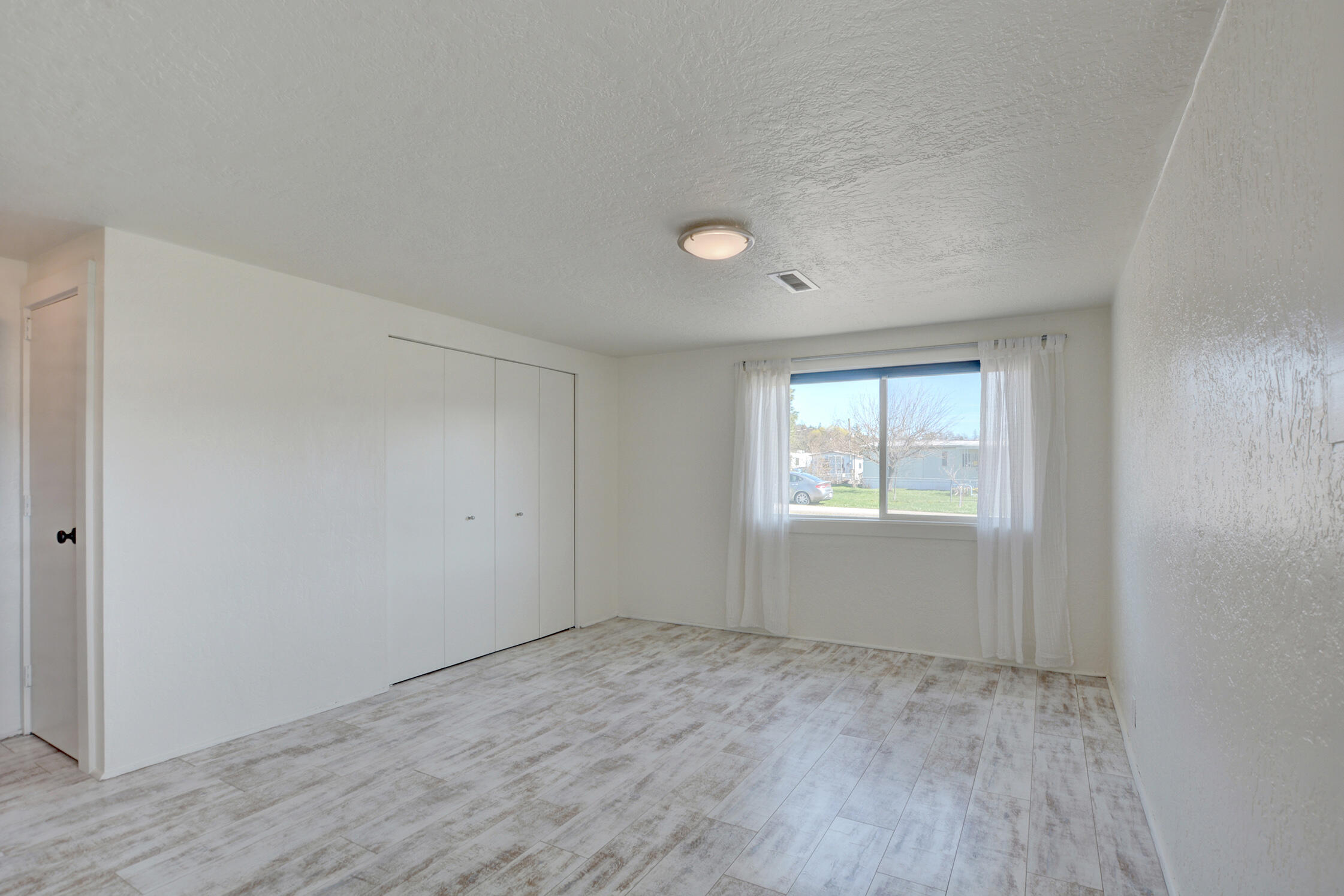 7441 Maple Lane Central Point, OR 97502 - Photo 28 of 68 31