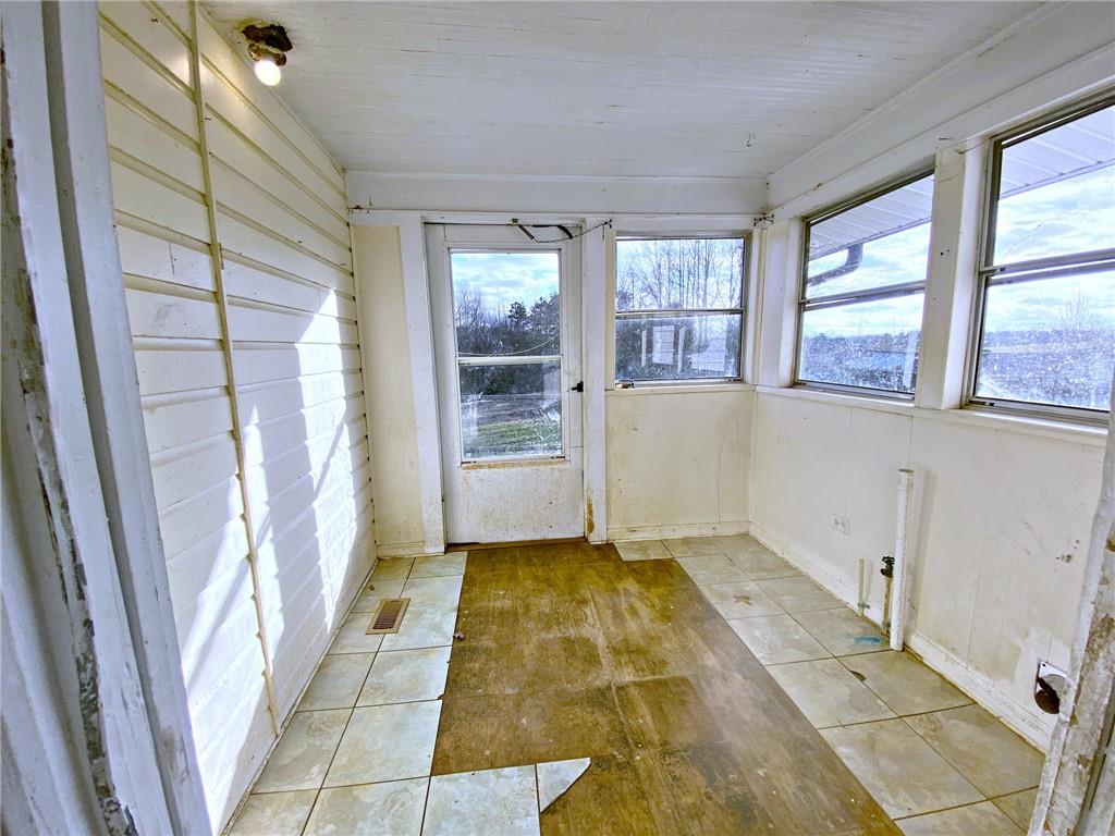 5130 Springs Road Conover, NC 28613 - Photo 15 of 23 Gallery Image 15