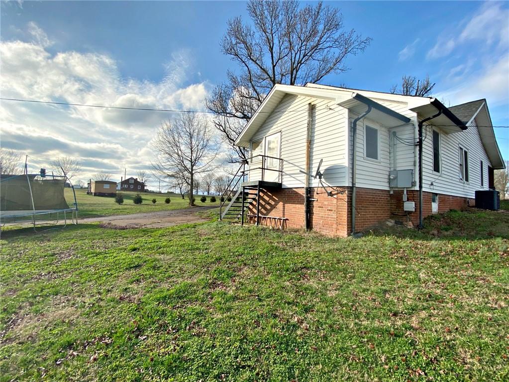 5130 Springs Road Conover, NC 28613 - Photo 17 of 23 Gallery Image 17