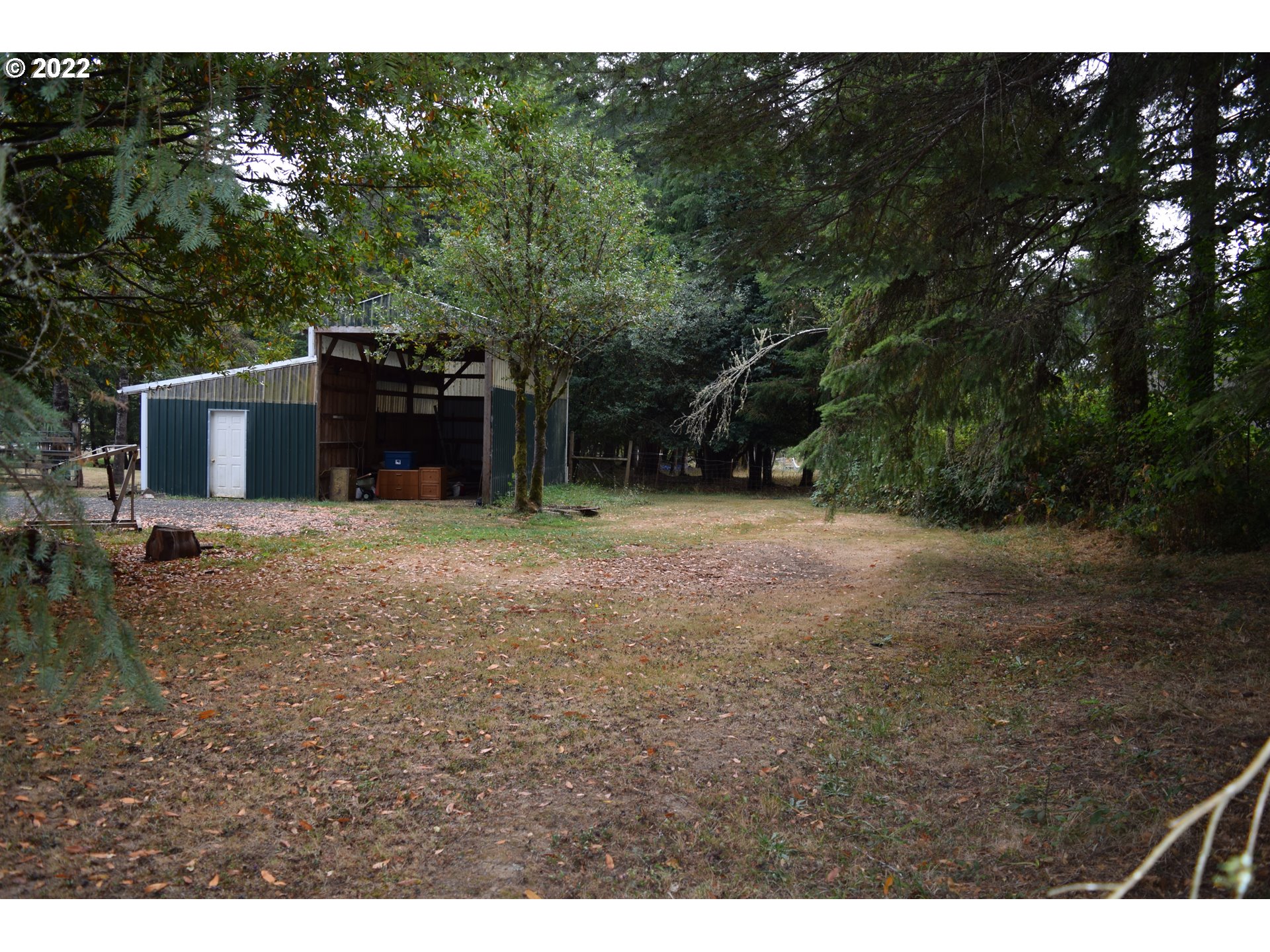59672 Fairview Road Coquille, OR 97423 - Photo 26 of 32 Barn
