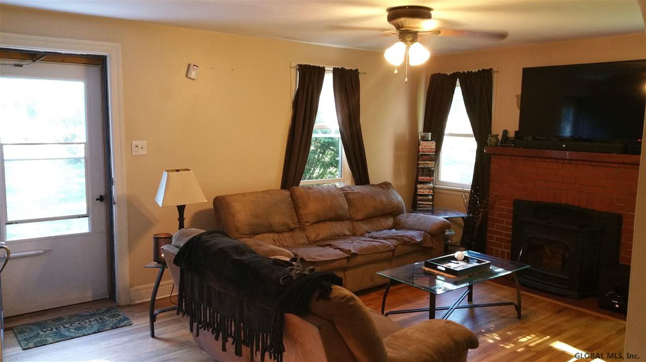 110 Belfance Road Amsterdam, NY 12010 - Photo 2 of 11 Photo 2