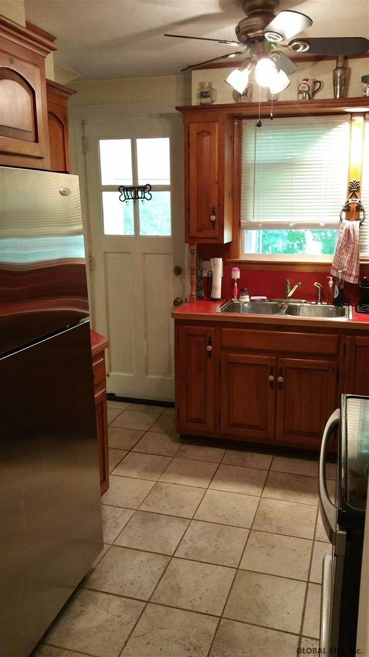 110 Belfance Road Amsterdam, NY 12010 - Photo 5 of 11 Photo 5