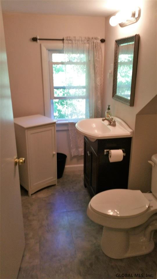 110 Belfance Road Amsterdam, NY 12010 - Photo 7 of 11 Photo 7