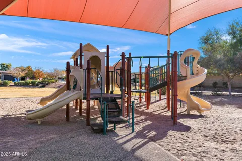 $379,500 | 242 Pacific Drive, Casa Grande, AZ 85122