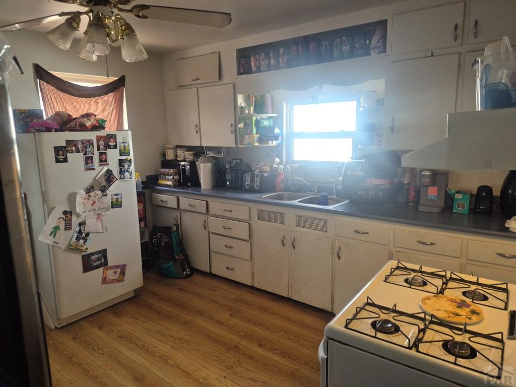 410 Raton Avenue La Junta, CO 81050 - Photo 14 of 23