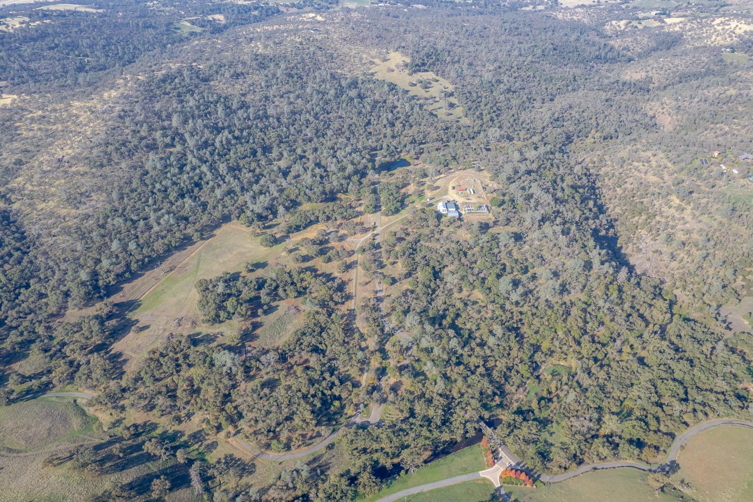 5585 Garden Bar Road Lincoln, CA 95648 - Photo 23 of 25 a bathroom with a shower curtain