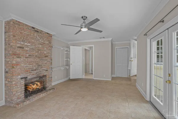 $2,195 | 830 West Moreno Street, Pensacola, FL 32501