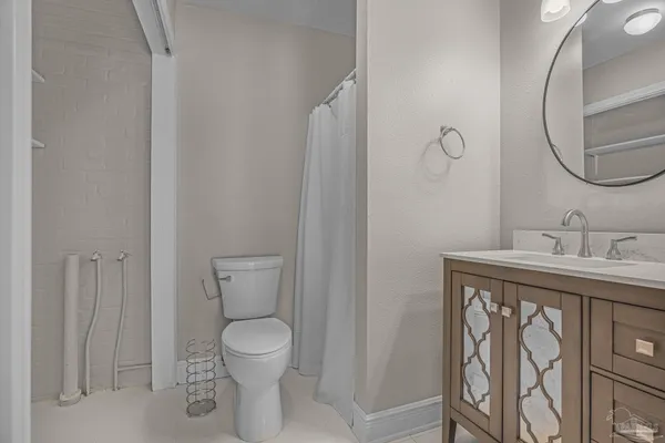 $2,195 | 830 West Moreno Street, Pensacola, FL 32501