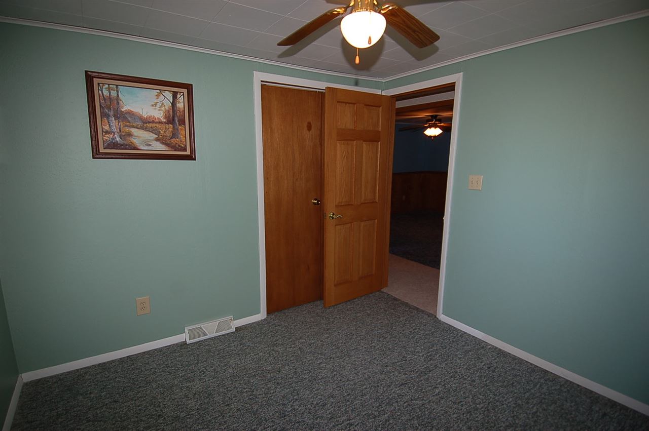 3261 South 39 Road Cadillac, MI 49601 - Photo 12 of 19 1874923-11.JPG