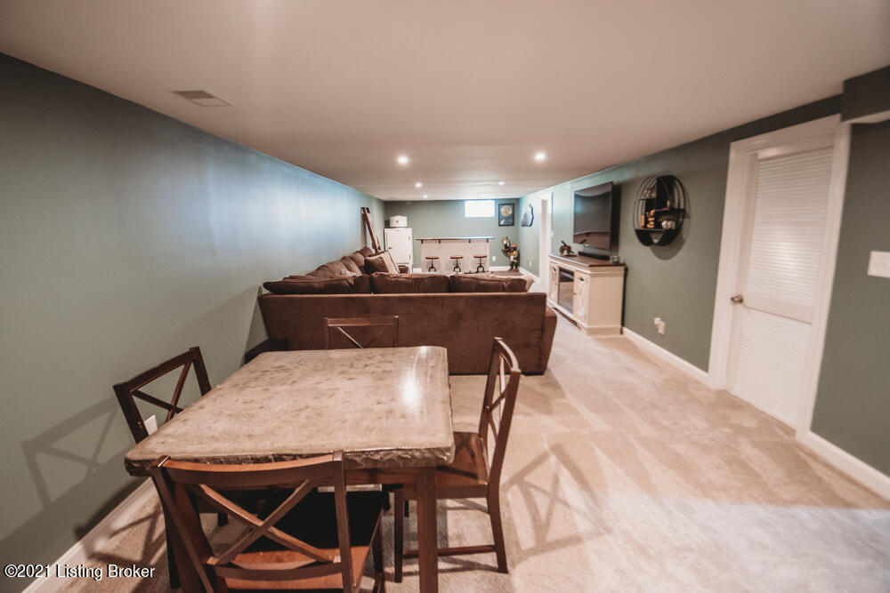 4905 Clarmar Road Jeffersontown, KY 40299 - Photo 34 of 60 DSC_33