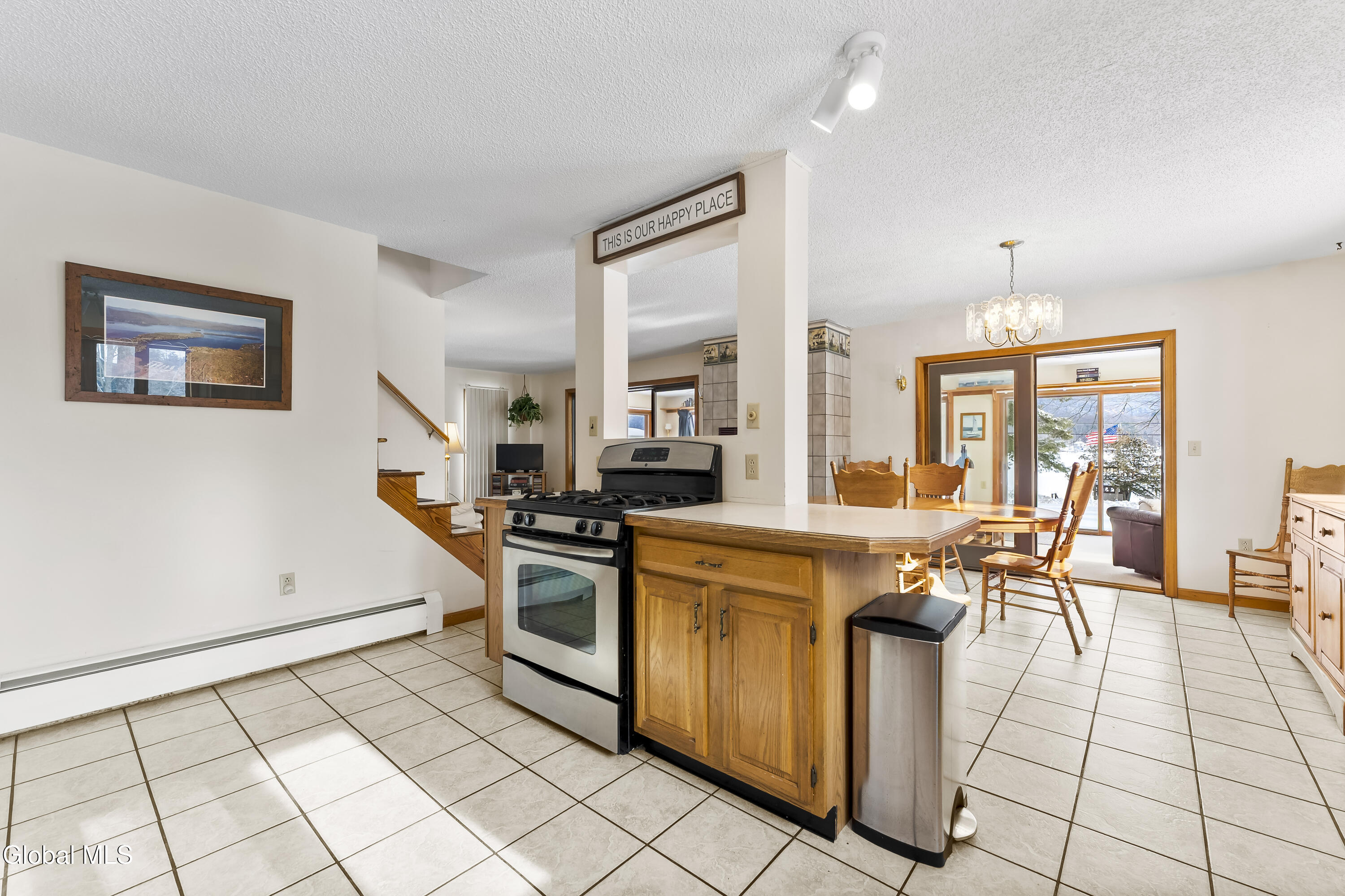 133 Assembly Point Road Queensbury, NY 12845 - Photo 8 of 40 DOD09003