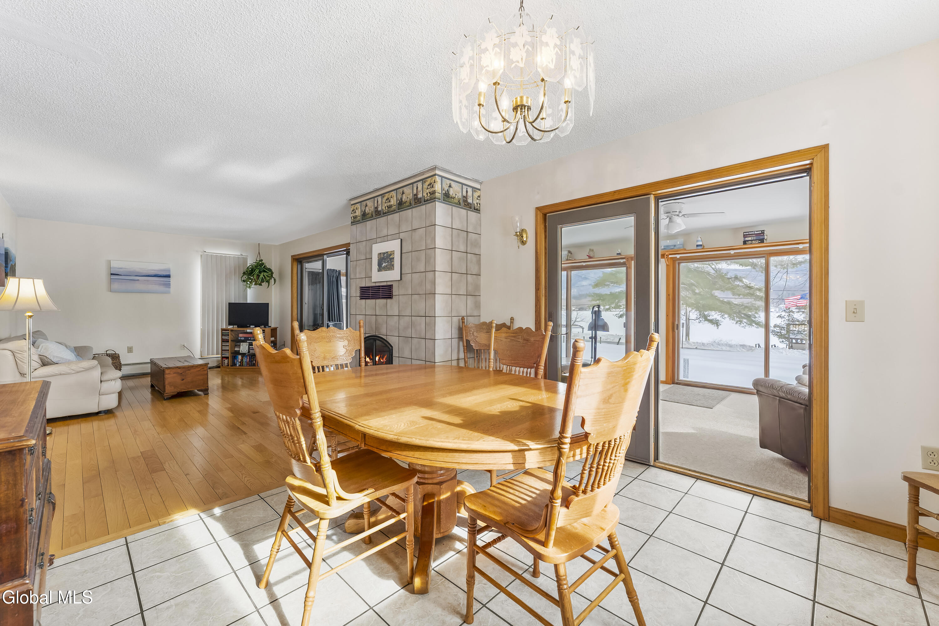 133 Assembly Point Road Queensbury, NY 12845 - Photo 9 of 40 DOD09009