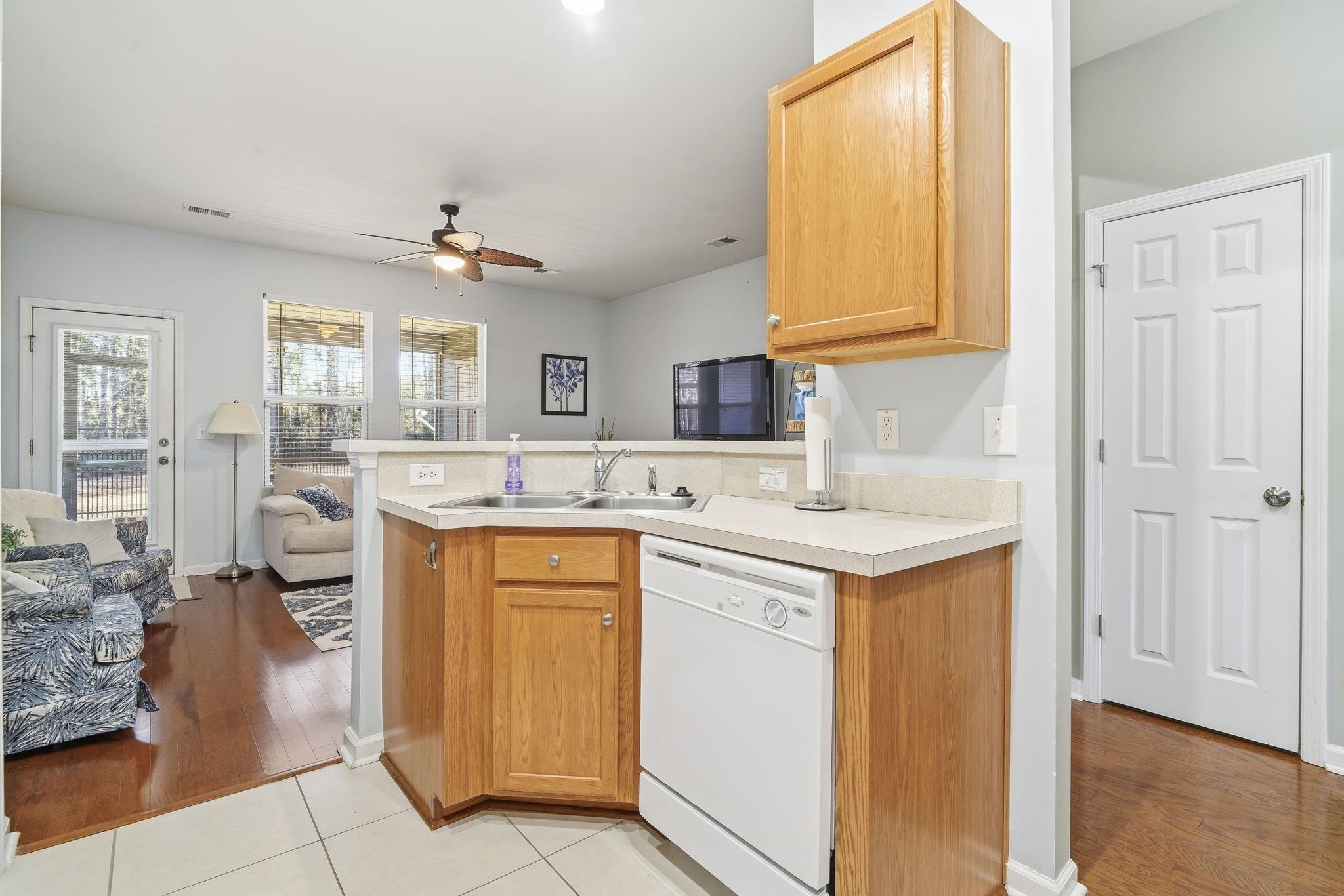 347 Castle Drive, Unit 1454 Myrtle Beach, SC 29579 - Photo 5 of 40