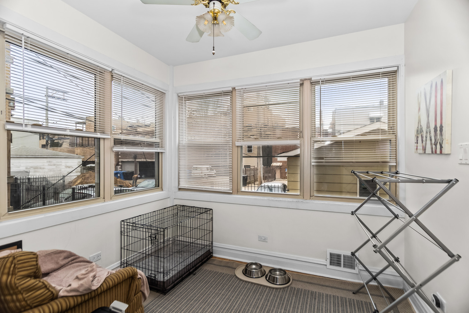 3732 North Racine Avenue Chicago, IL 60613 - Photo 14 of 30 Gallery Image 14