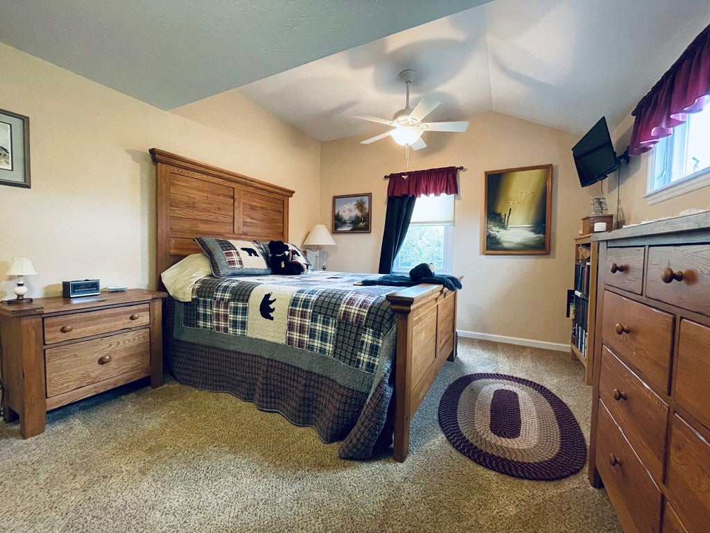 2827 Iron Ridge Road Galax, VA 24333 - Photo 15 of 55 Gallery Image 15