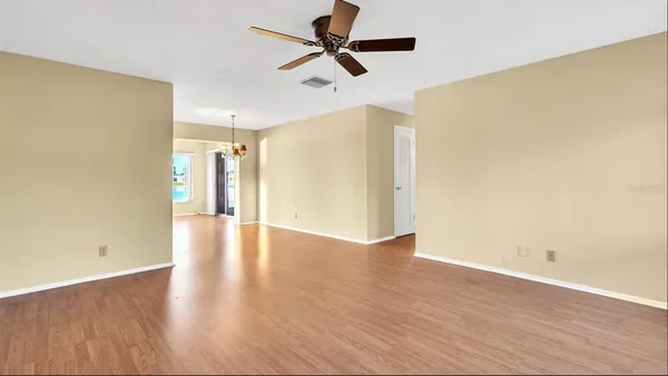 $1,995 | 4157 96th Terrace North, Pinellas Park, FL 33782