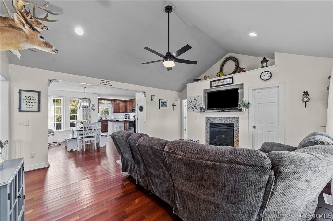 15225 Loving Union Road Disputanta, VA 23842 - Photo 14 of 42 Gallery Image 14