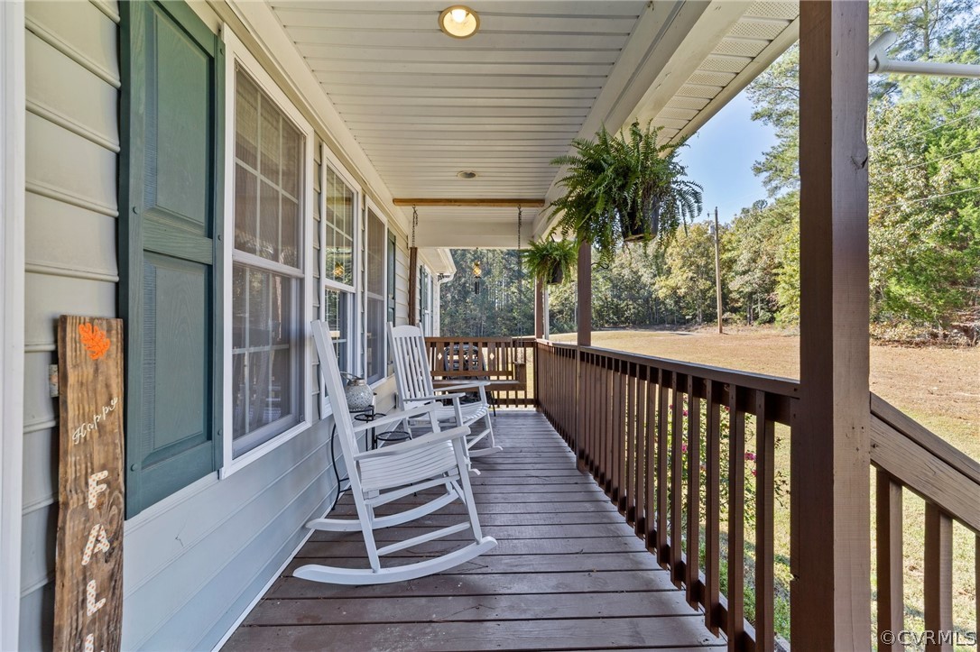 15225 Loving Union Road Disputanta, VA 23842 - Photo 3 of 42 Gallery Image 3